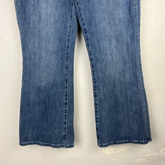 Soft Surroundings Bootcut Jeans High Waisted Petite Large Pockets Stretch - Picture 3 of 9